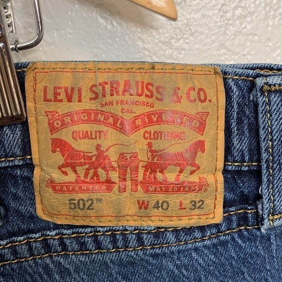 Men's 502 Levi’s Jeans, 40W, 32L - Picture 7 of 8